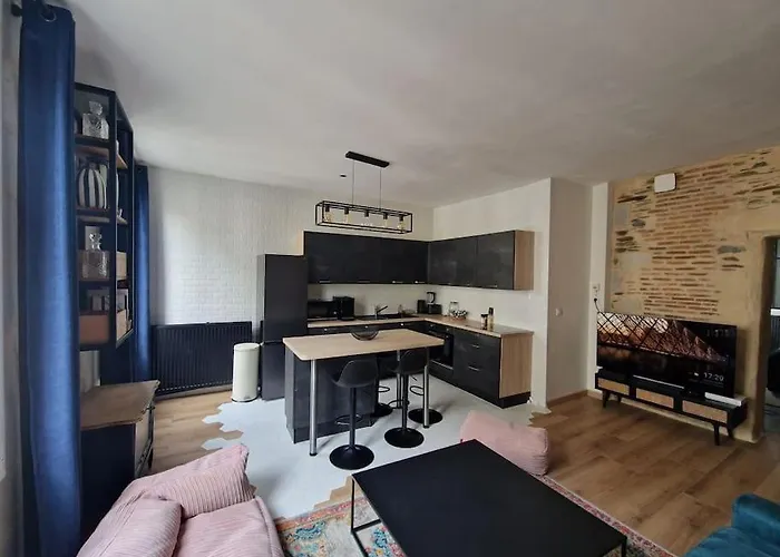 Le Charmant, Hyper Centre *